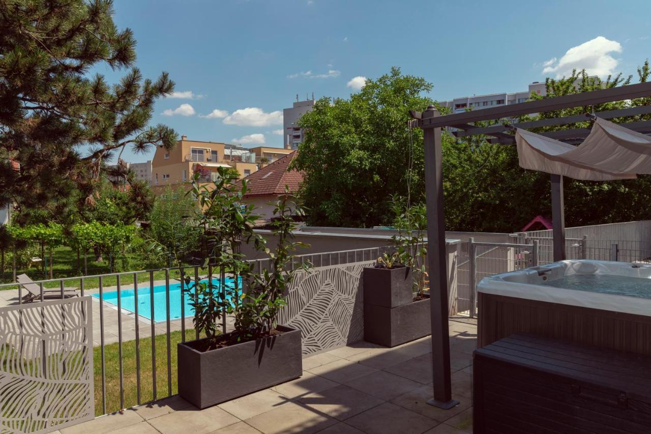 Apartment Pool And Hot Tub - Romantic Hideaway Wien